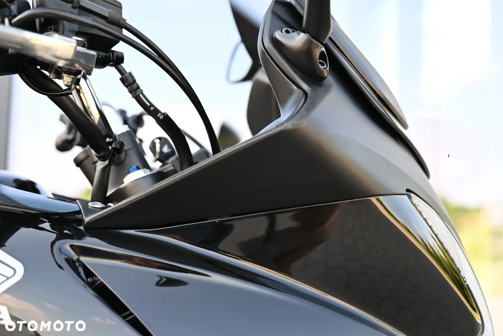 Honda CBF - 16