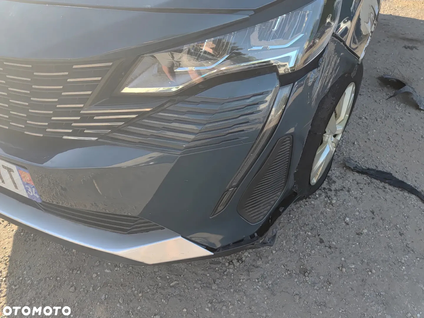 Peugeot 5008 1.2 PureTech Active S&S EAT8 - 10