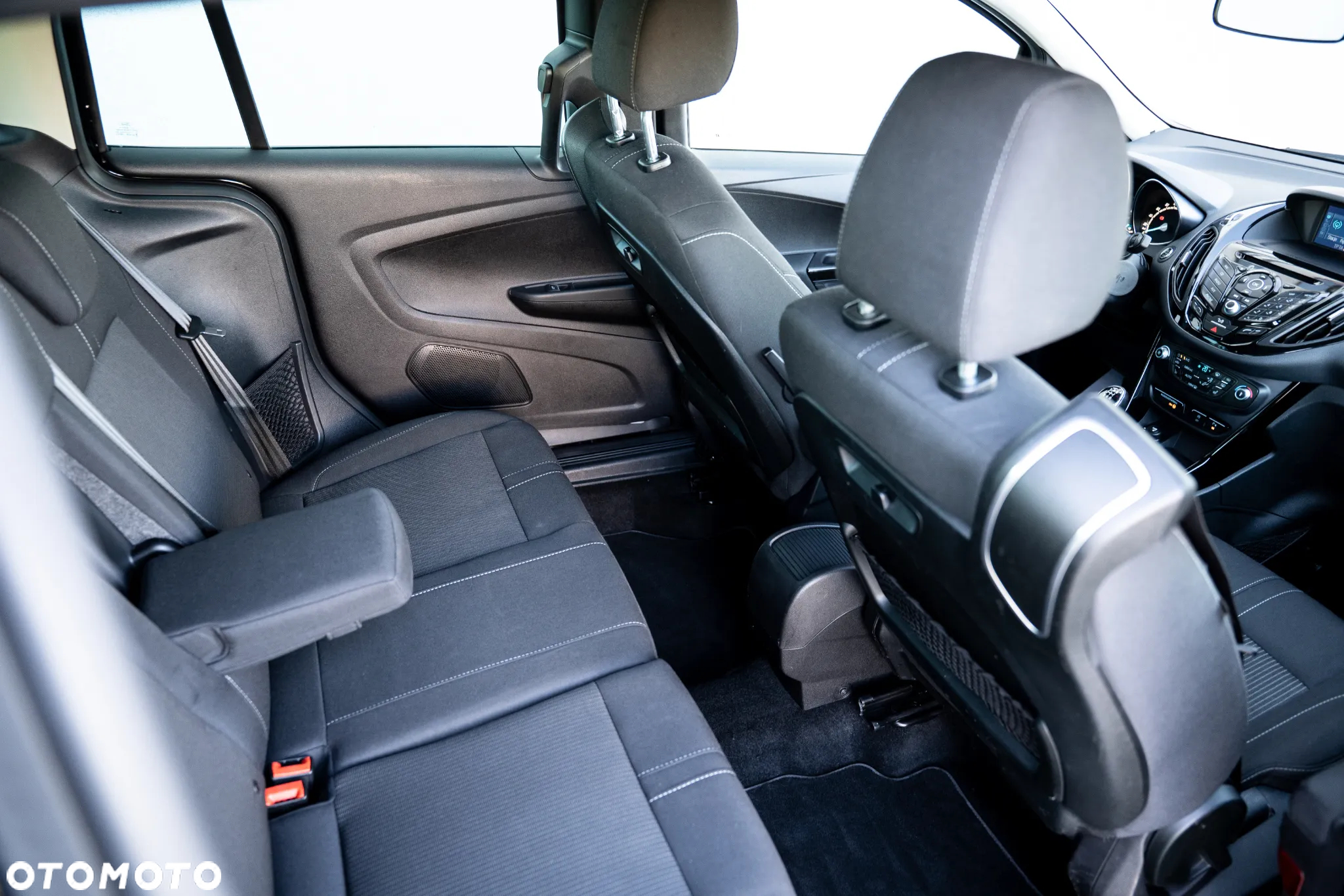 Ford B-MAX 1.0 EcoBoost Titanium - 24