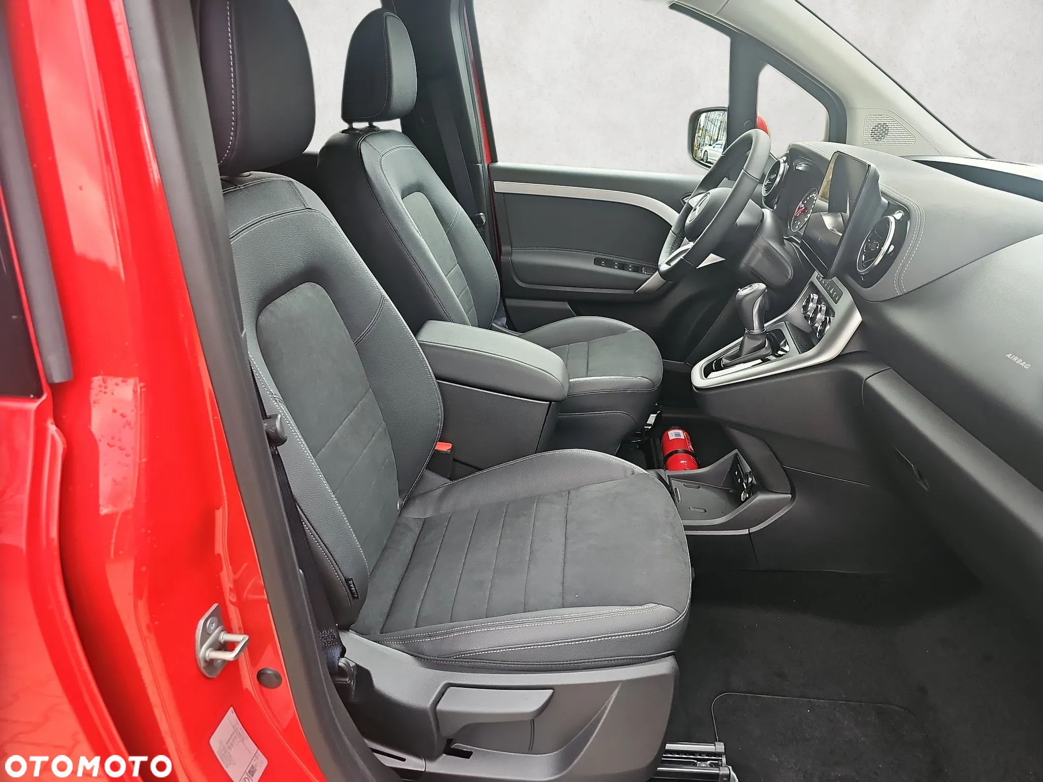 Mercedes-Benz Klasa T 180 d Progressive - 15
