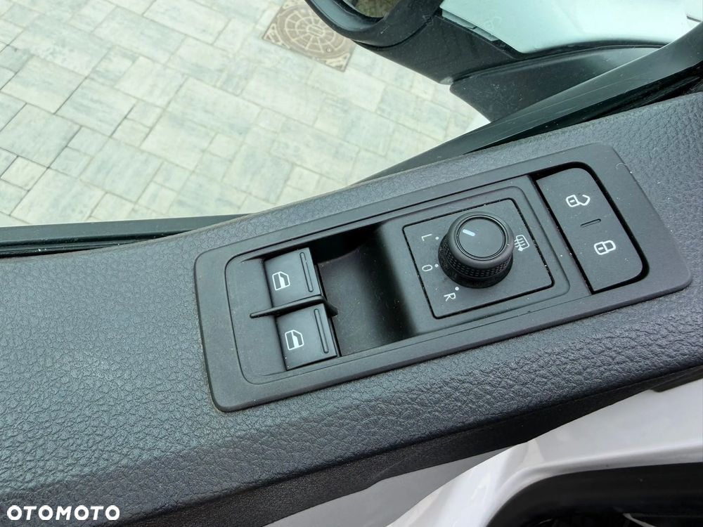 Volkswagen transporter - 12