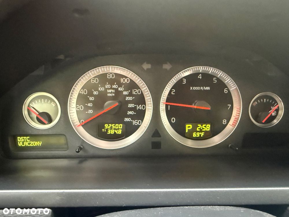 Volvo XC 90 4.4 V8 Executive - 16