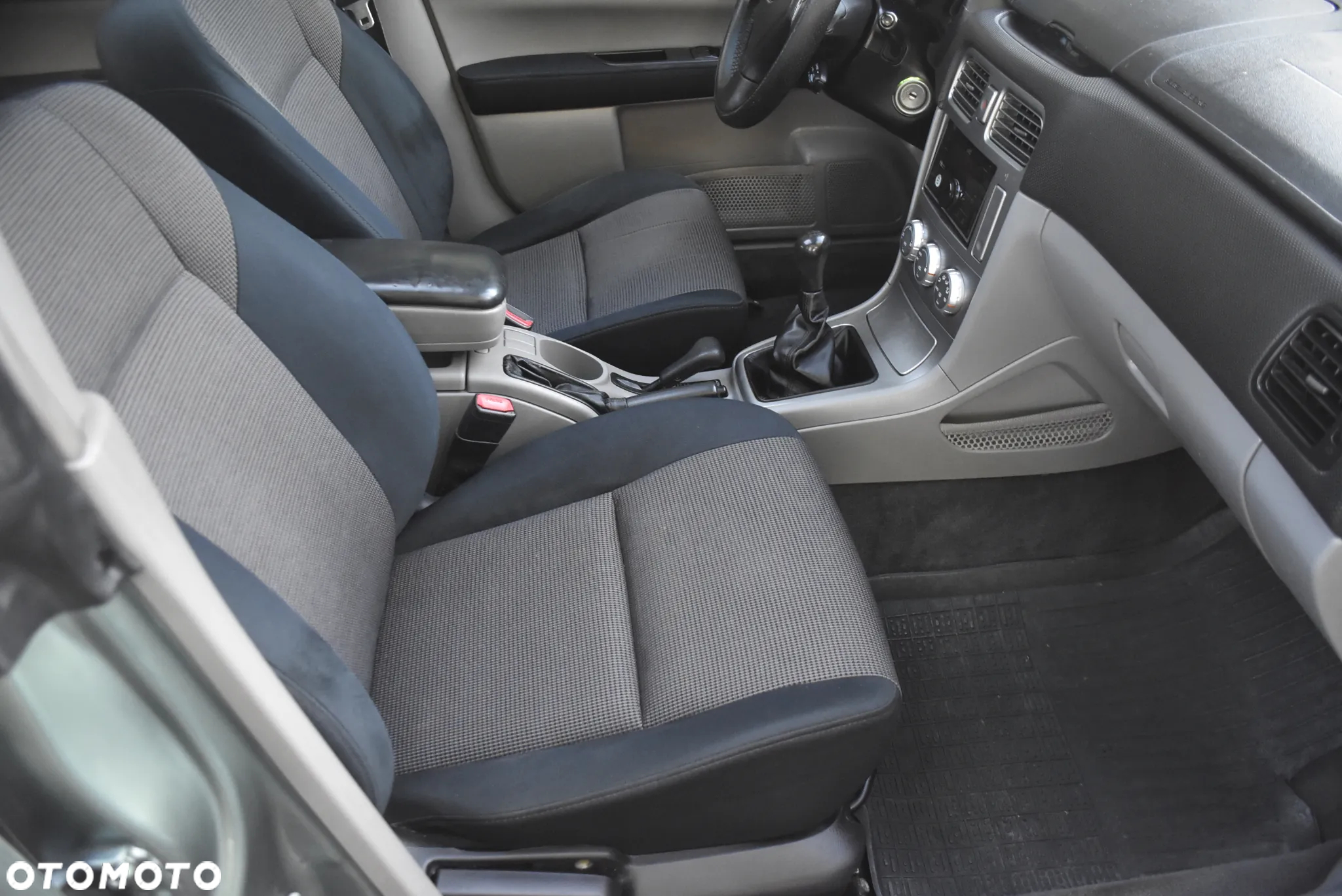 Subaru Forester 2.0 XG Trend - 22