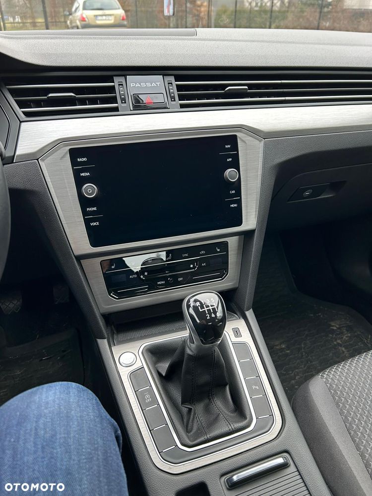 Volkswagen Passat 1.5 TSI EVO Essence - 7