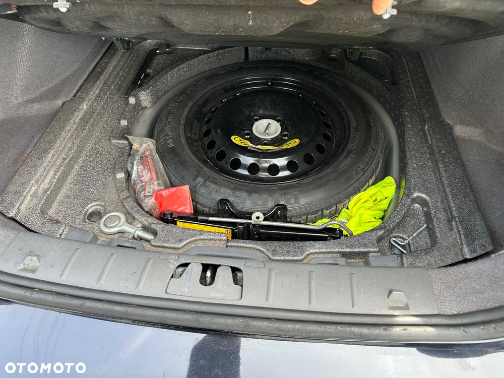 Volvo S40 2.4 Momentum - 22