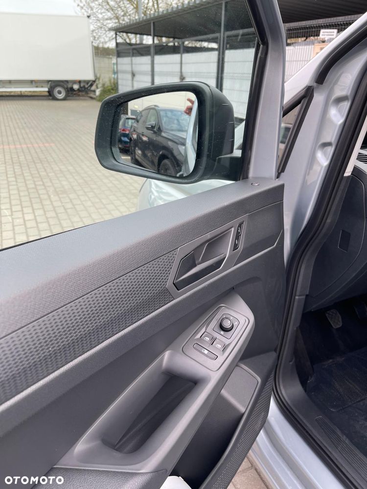 Volkswagen Caddy Cargo - 16