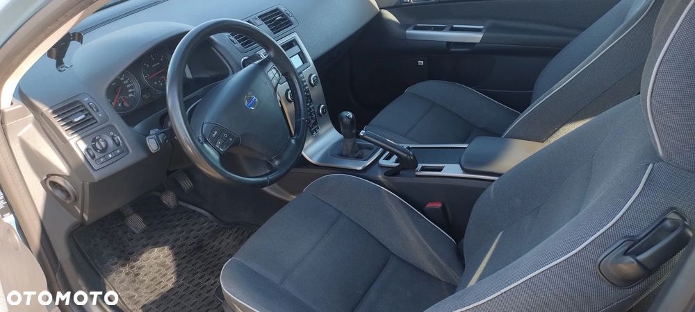 Volvo C30 1.6D - 16