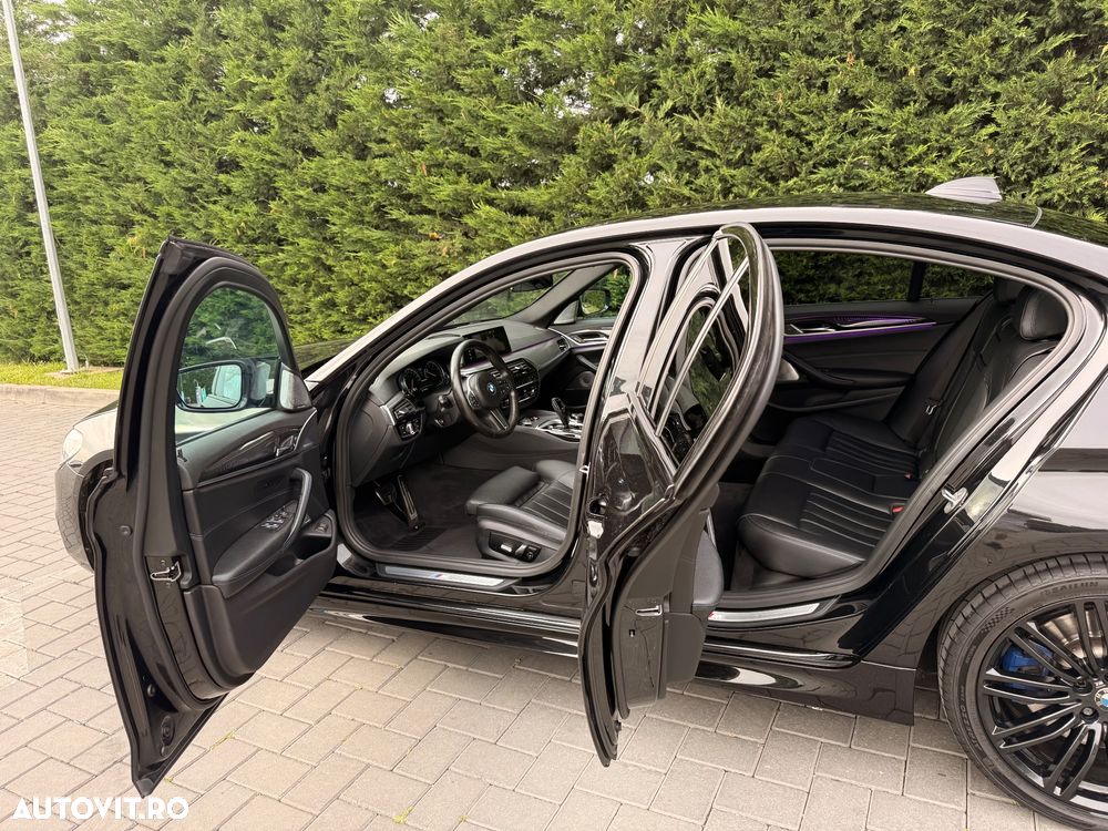BMW Seria 5 530d xDrive AT - 20