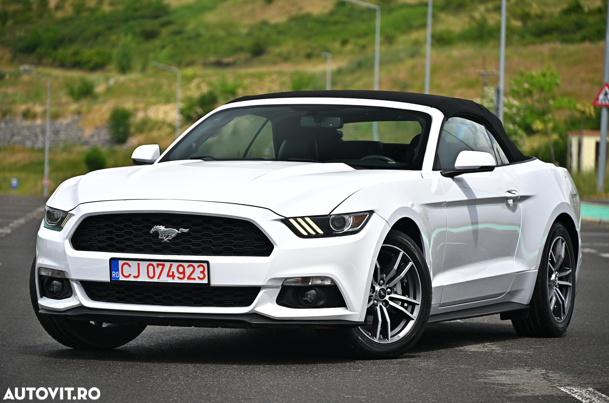 Ford Mustang Cabrio 2.3 Eco Boost - 15