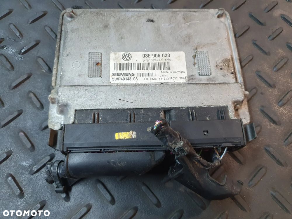 VW POLO IV 9N 1.2 12V AZQ ECU STEROWNIK SILNIKA KOMPUTER 03E906033 VOLKSWAGEN SIEMENS POSIADAM 4 SZT - 7