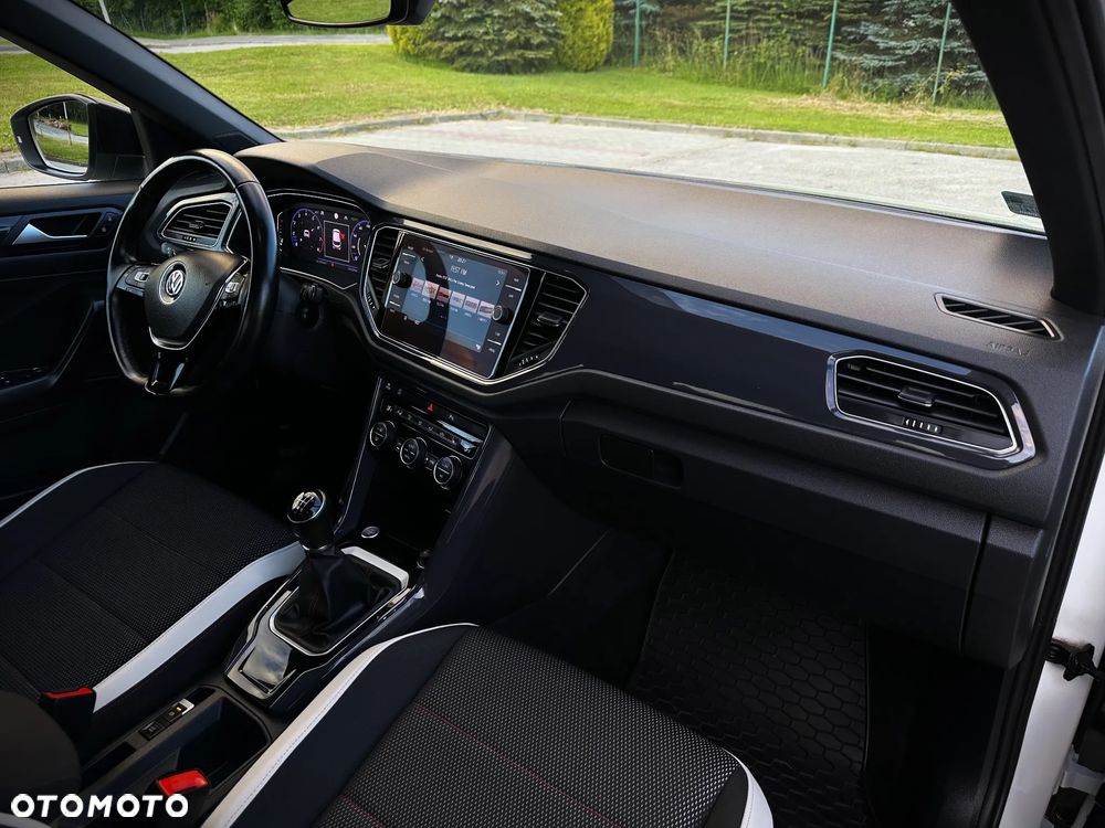 Volkswagen T-Roc 1.5 TSI GPF ACT Premium - 18