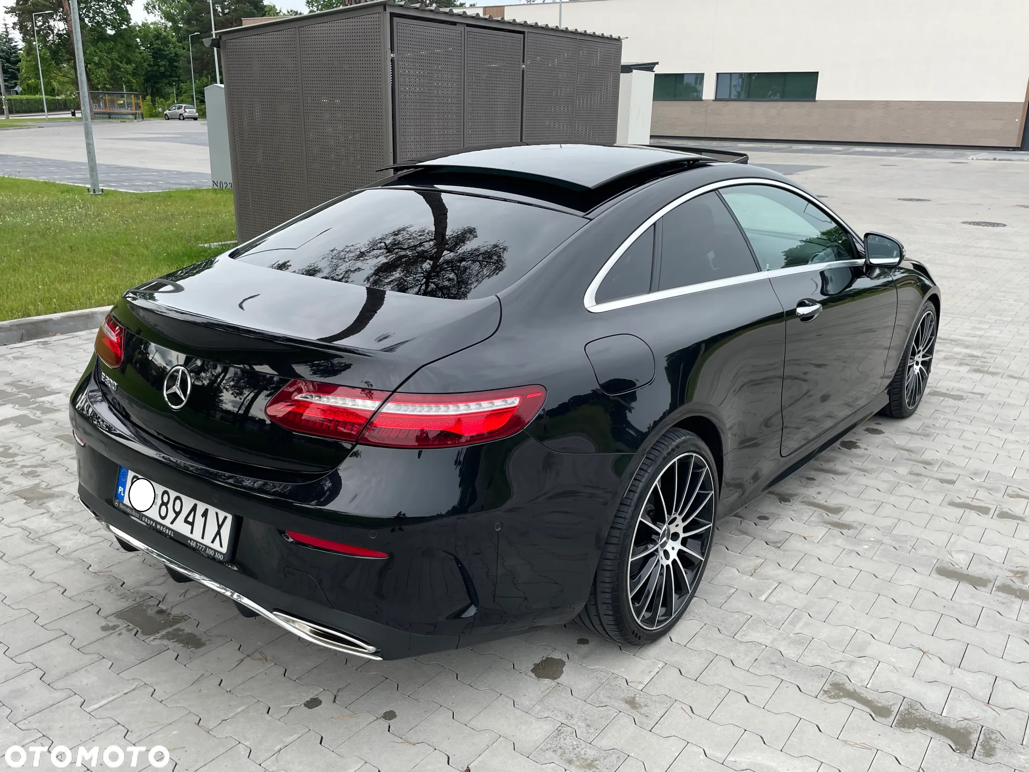 Mercedes-Benz Klasa E 300 Coupe 9G-TRONIC - 6
