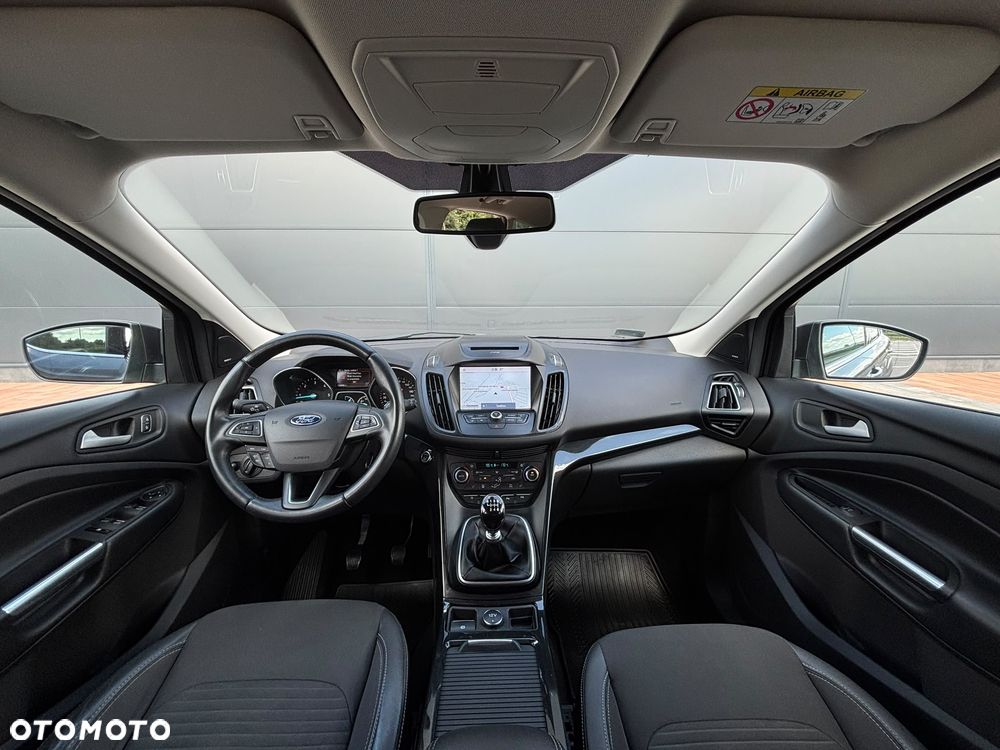 Ford Kuga 2.0 TDCi AWD Titanium - 27