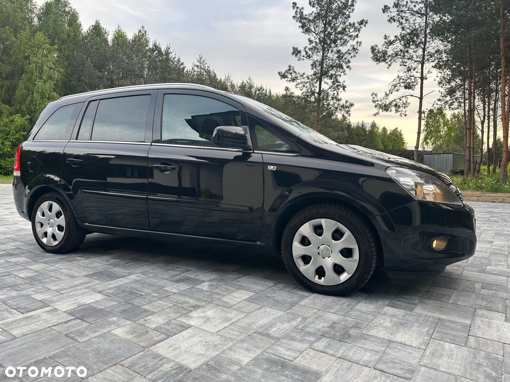 Opel Zafira 1.8 Cosmo - 17