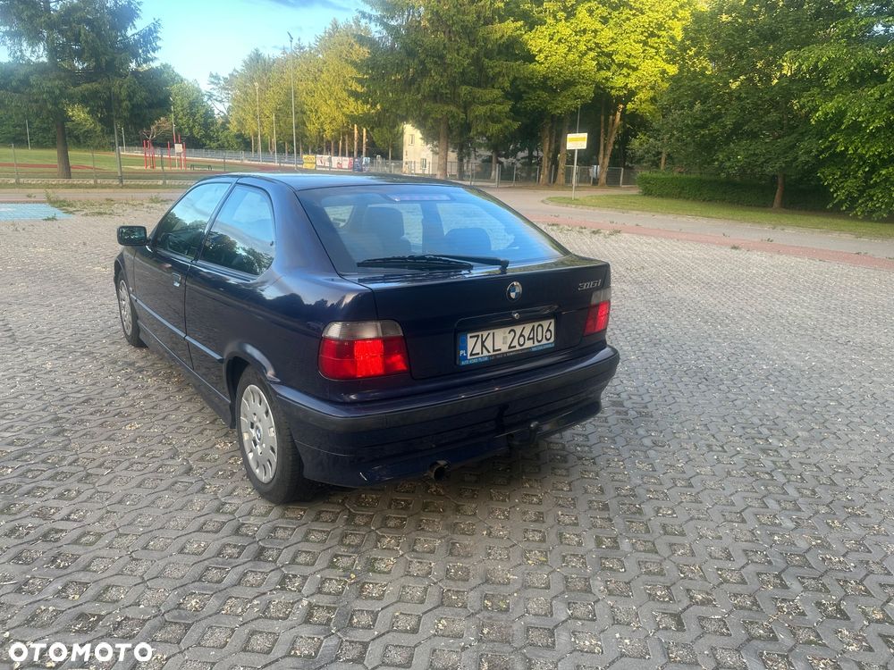 BMW Seria 3 316i - 3