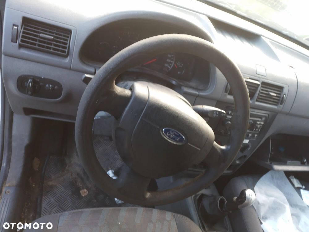 FORD TOURNEO CONNECT 2002-2006 1.8 TDCI  ZDERZAK PRZÓD PRZEDNI    P1 - 16