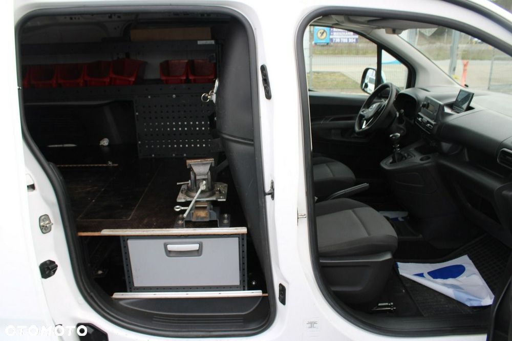 Opel Combo - 25