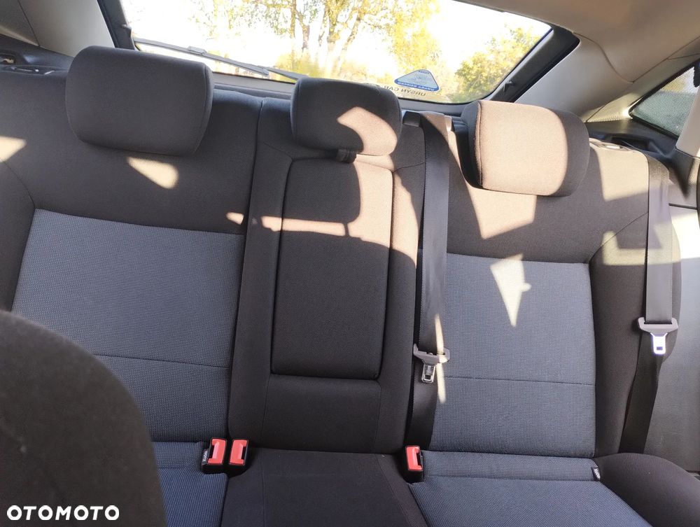 Ford Mondeo 1.8 TDCi Trend - 8