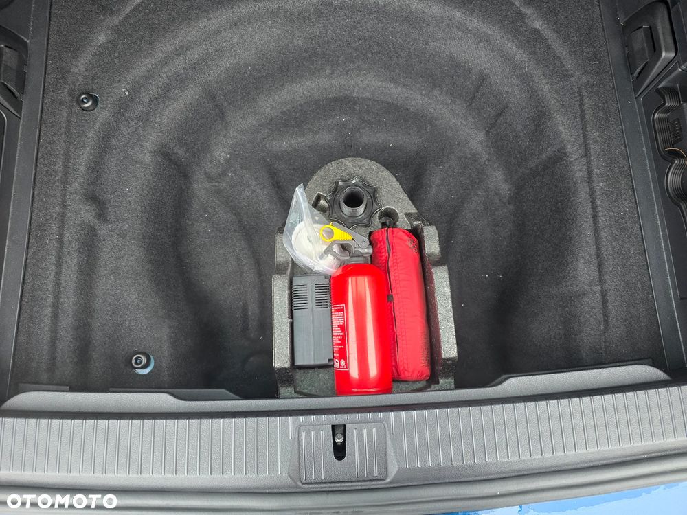 Volkswagen Passat - 21