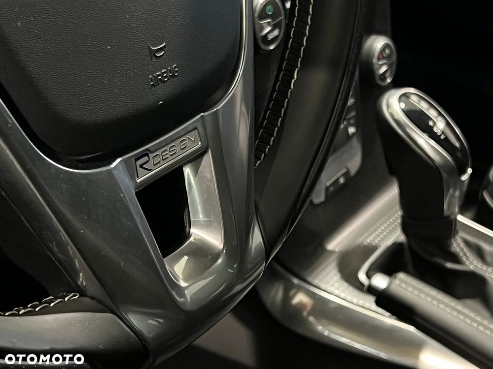 Volvo V40 D3 Drive-E R-Design Momentum - 18