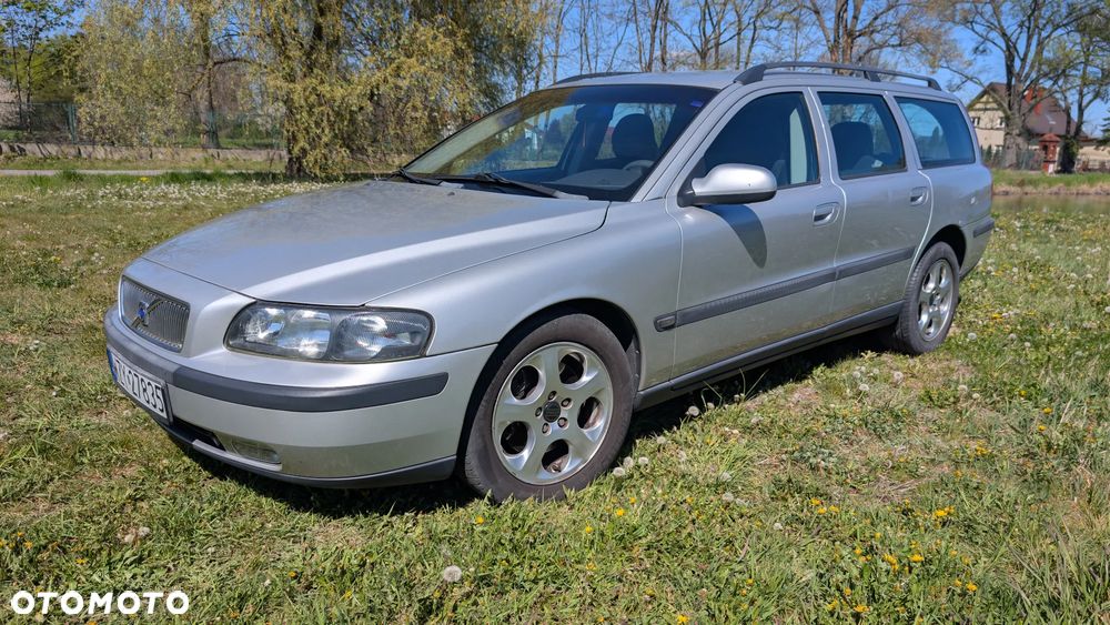 Volvo V70 2.4 Premium - 2