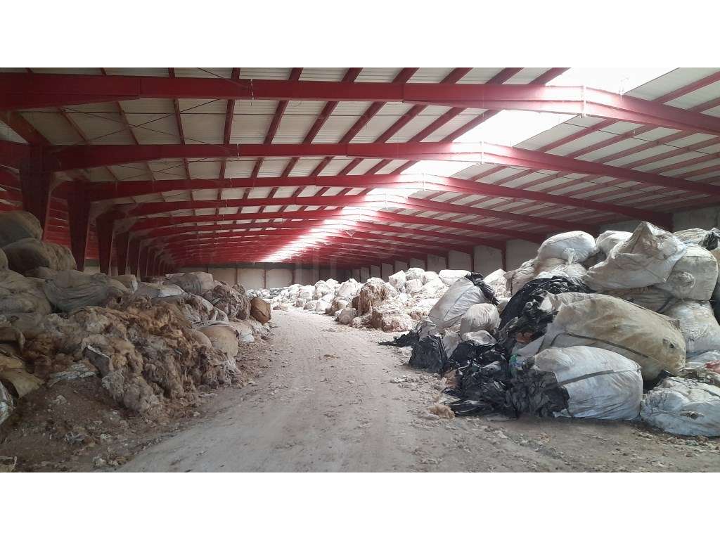 Imóvel Industrial inserido em Terreno de 60.000 m2, na Guarda - Grande imagem: 2/22