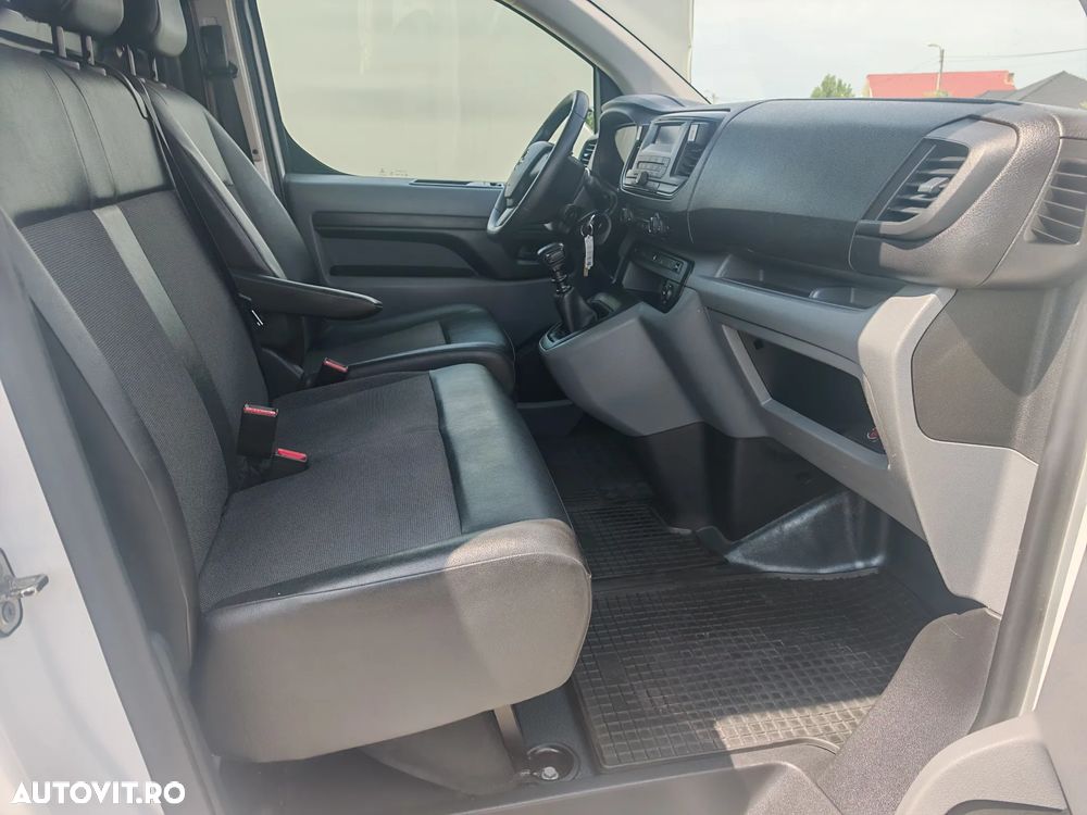 Opel Vivaro - 9
