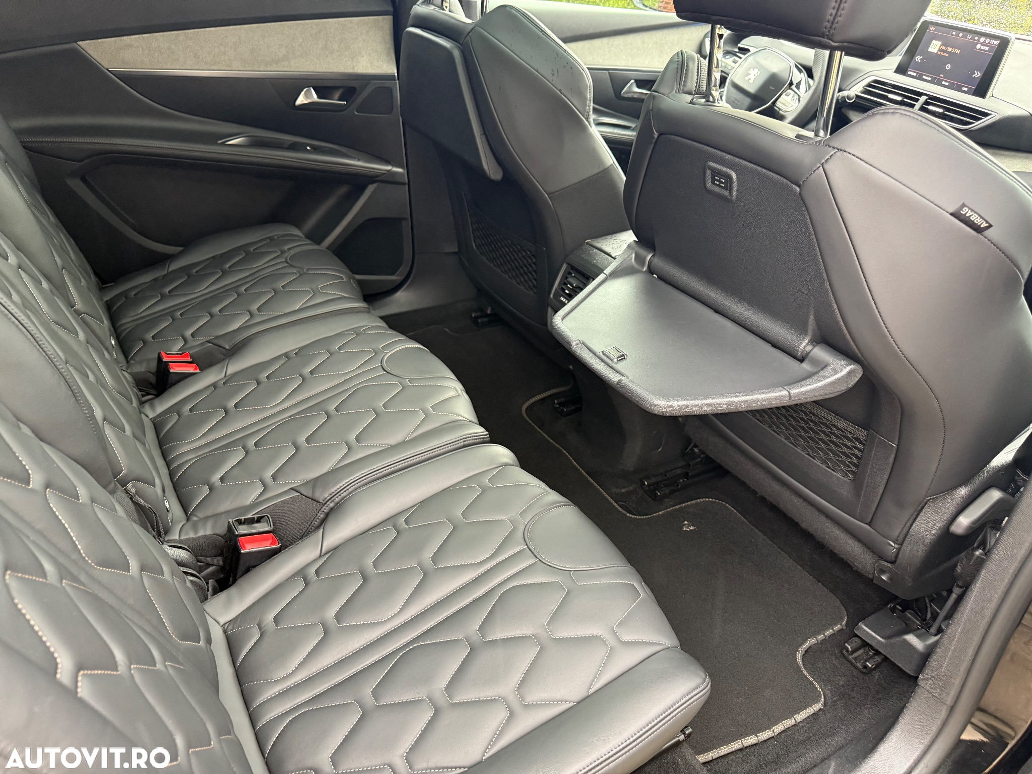 Peugeot 5008 2.0L BlueHDI EAT8 S&S GT Pack - 29