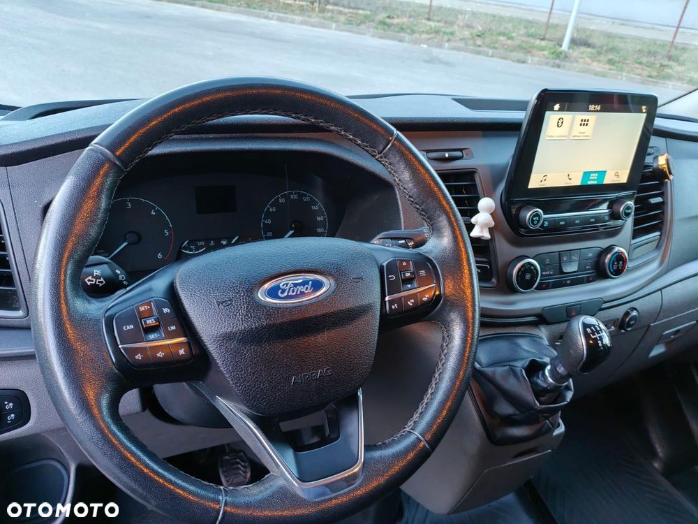 Ford Transit Custom - 13