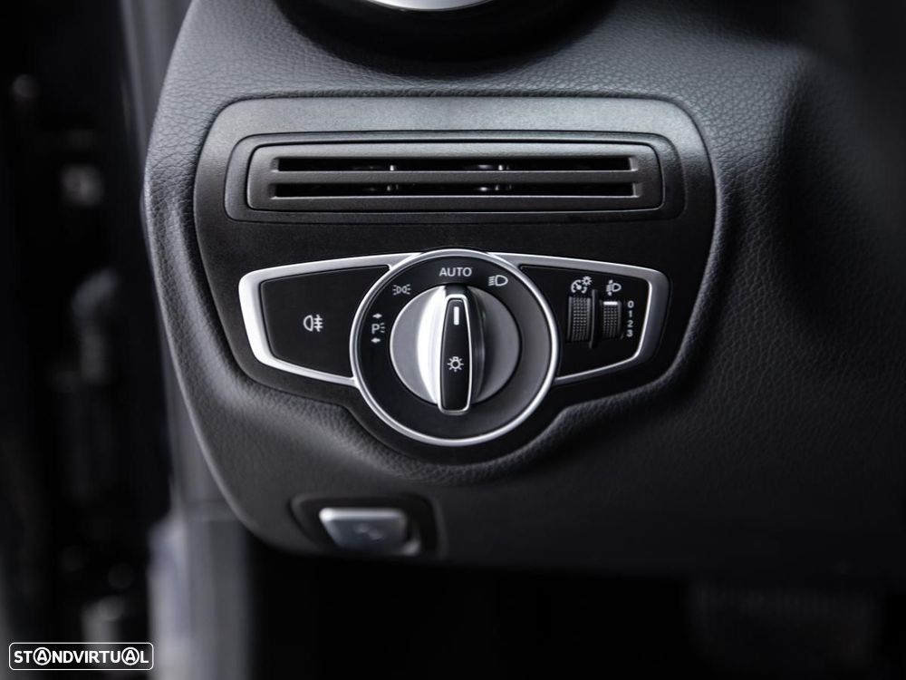 Mercedes-Benz C 300 de Avantgarde - 17
