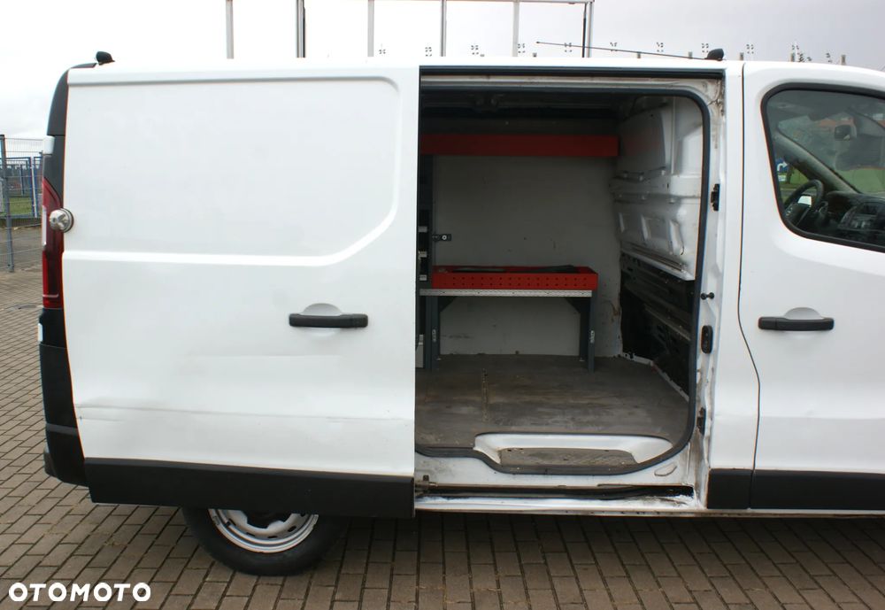 Opel Vivaro - 16