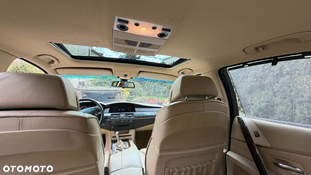 BMW Seria 5 - 12