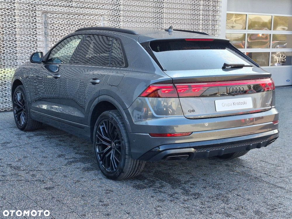 Audi Q8 - 6