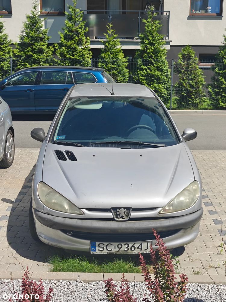 Peugeot 206 1.1 XR - 2