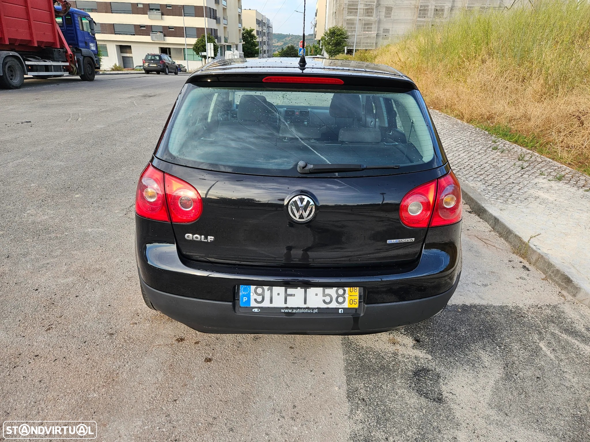 VW Golf 1.9 TDi BlueM. Confortline - 12