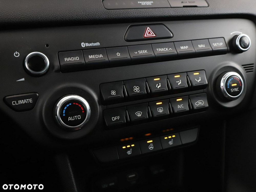 Kia Sportage 1.6 T-GDI 2WD DCT SPIRIT - 28