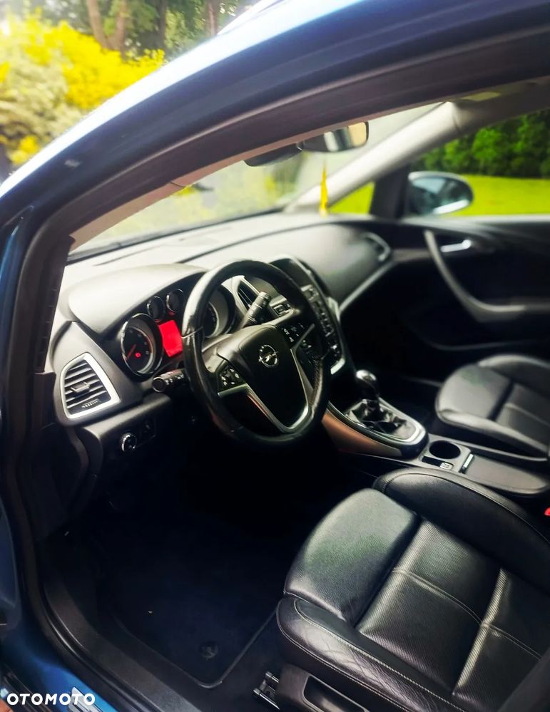 Opel Astra 1.4 Turbo Innovation - 19