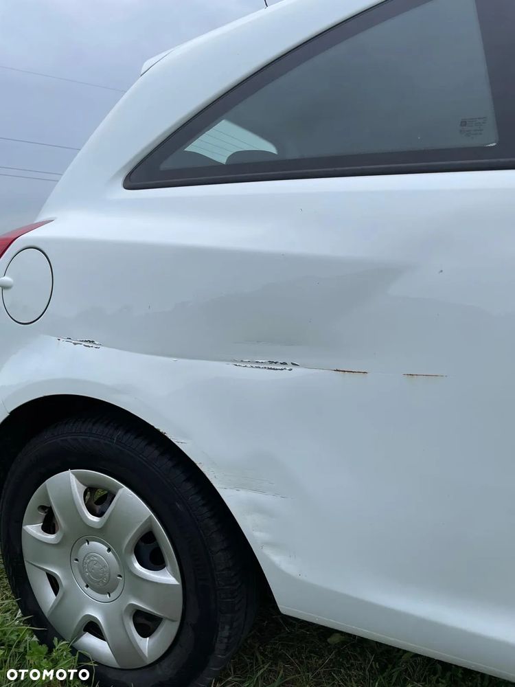 Opel Corsa - 10