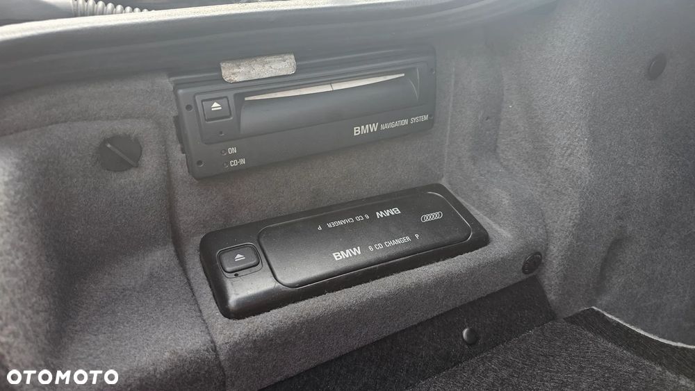 BMW Seria 7 750iL - 30