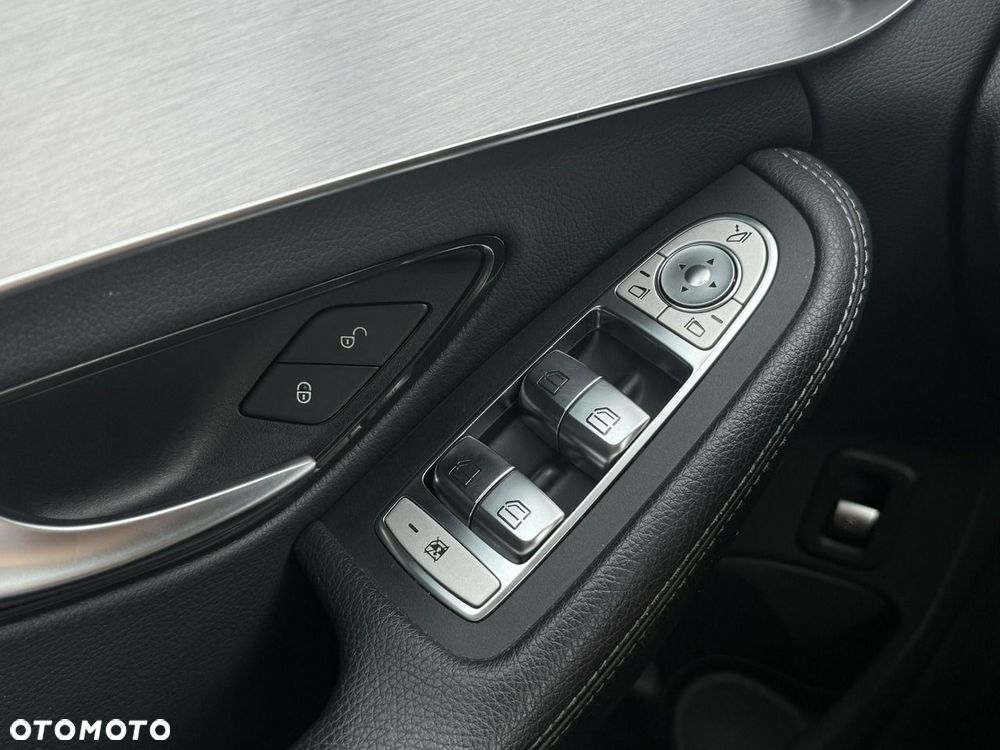 Mercedes-Benz Klasa C 200 d 9G-TRONIC Avantgarde - 30