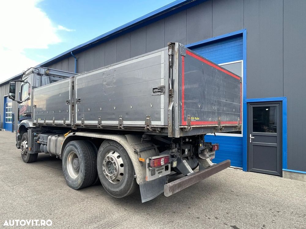 Mercedes-Benz Mercedes Benz Arocs 2543 Euro6 | Basculanta Langendorf trilaterala | Axă liftanta si viratoare - 4