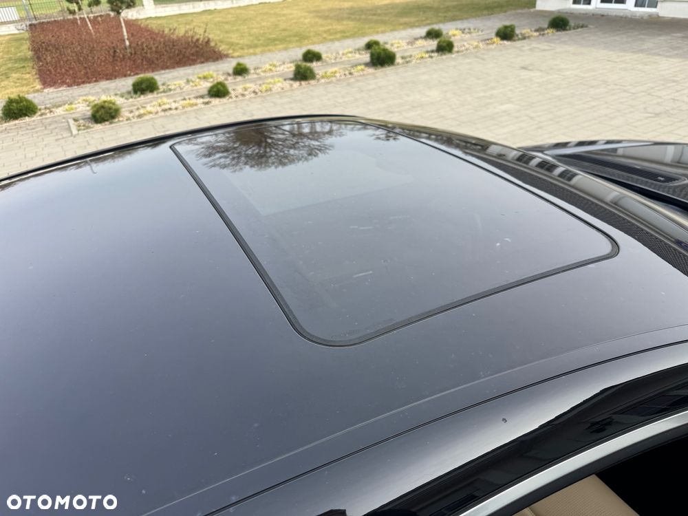Mercedes-Benz CL 63 AMG 7G-TRONIC - 12
