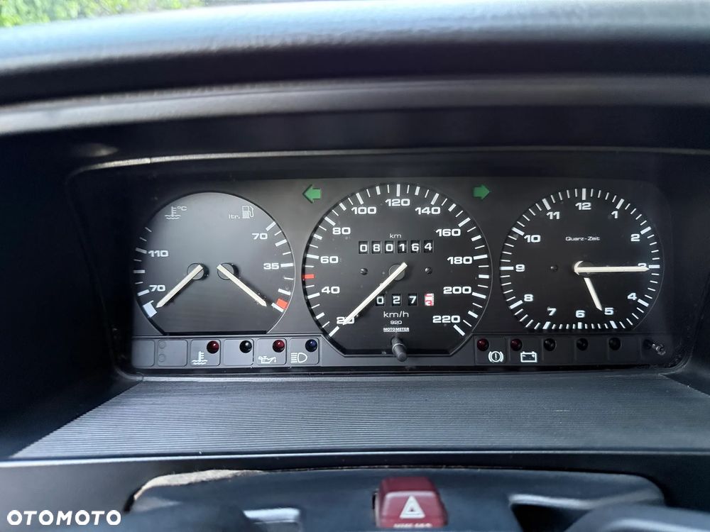 Volkswagen Passat 1.8 CL - 11