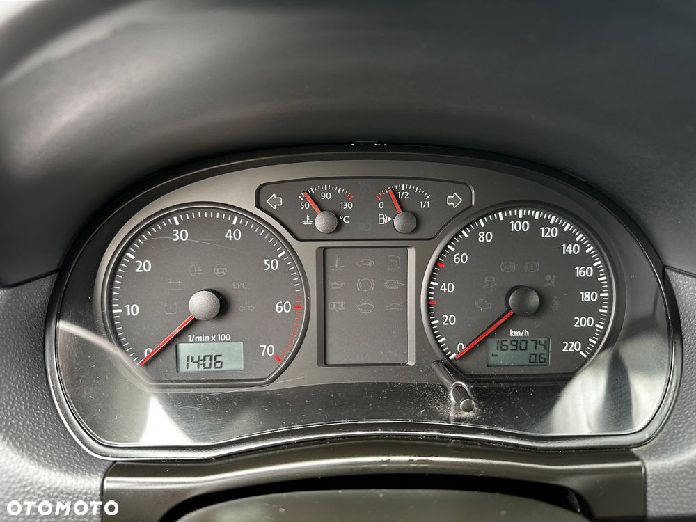 Volkswagen Polo 1.4 Tour - 12