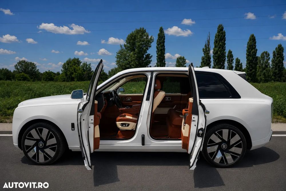 Rolls-Royce Cullinan - 7