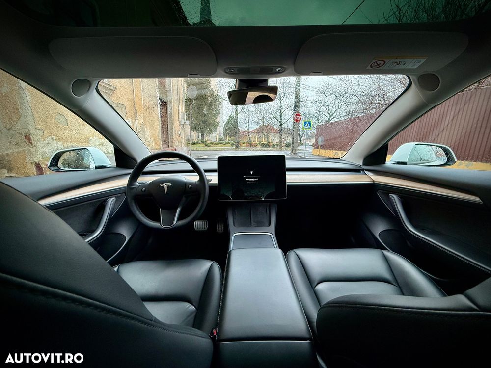 Tesla Model 3 Langstreckenbatterie Allradantrieb Dual Motor Performance - 5