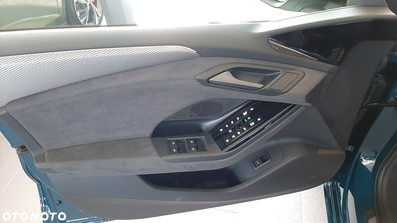 Audi A6 Avant e-tron - 15