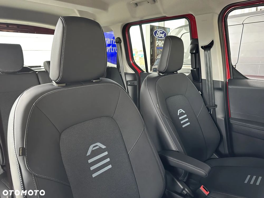 Ford Tourneo - 12