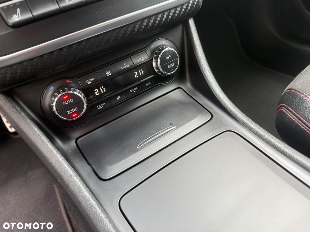 Mercedes-Benz Klasa A 180 CDI (BlueEFFICIENCY) 7G-DCT AMG Sport - 22