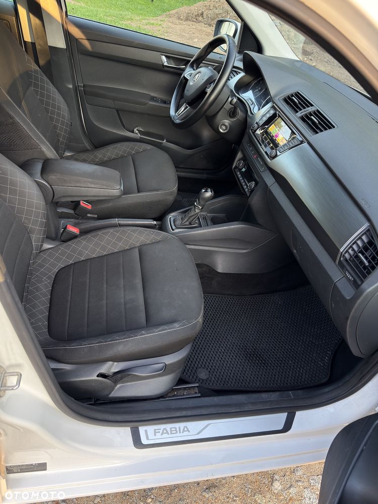 Skoda Fabia 1.2 TSI Style DSG - 10